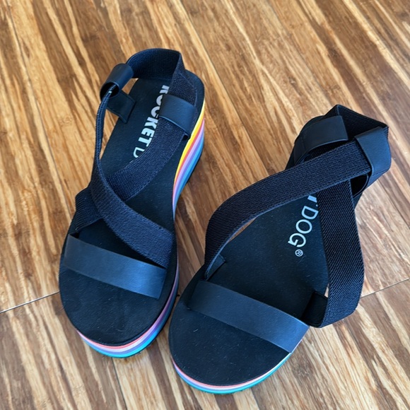Rocket Dog Rainbow Wedges - Picture 2 of 4